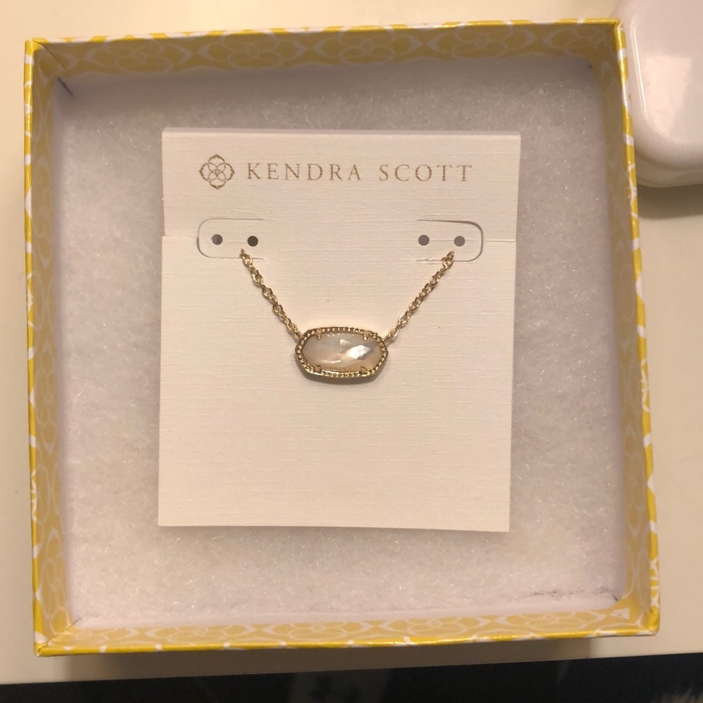 Kendra Scott Necklace